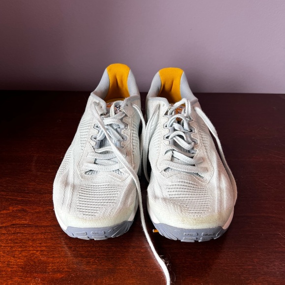 Reebok Light Green and Blue Women’s Sneakers size 7 - Picture 2 of 6